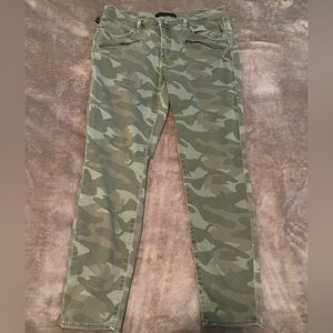 Rock & Republic Stretch Skinny Jeans